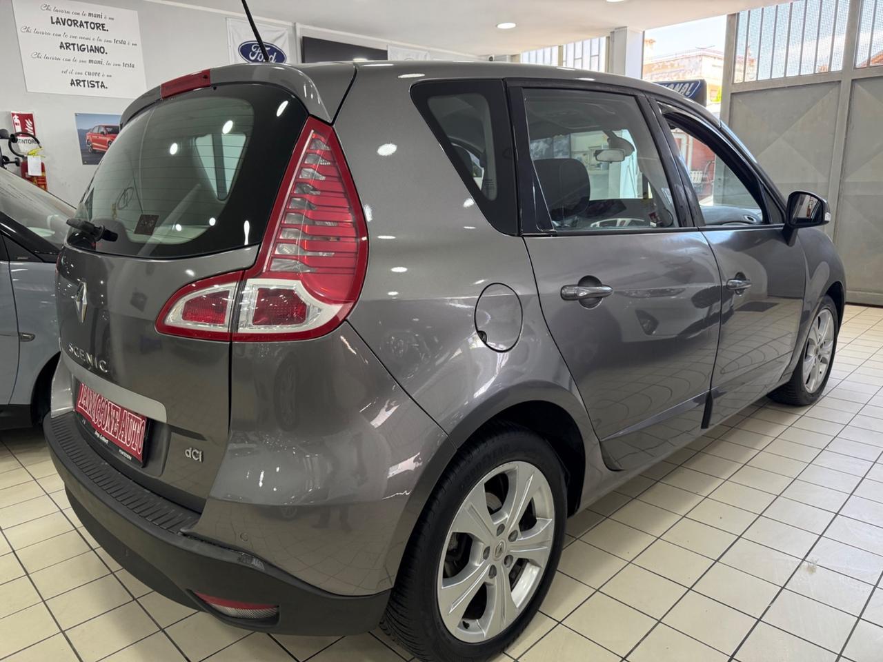 Renault Scenic xmod 1.5 dci