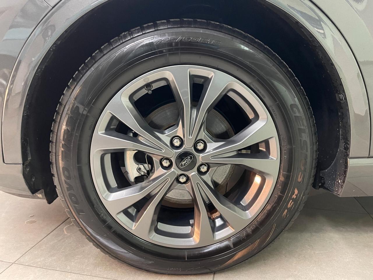 Ford Kuga ST-Line / 2.5 Full Hybrid 190 CV / 2022 / Full Optional