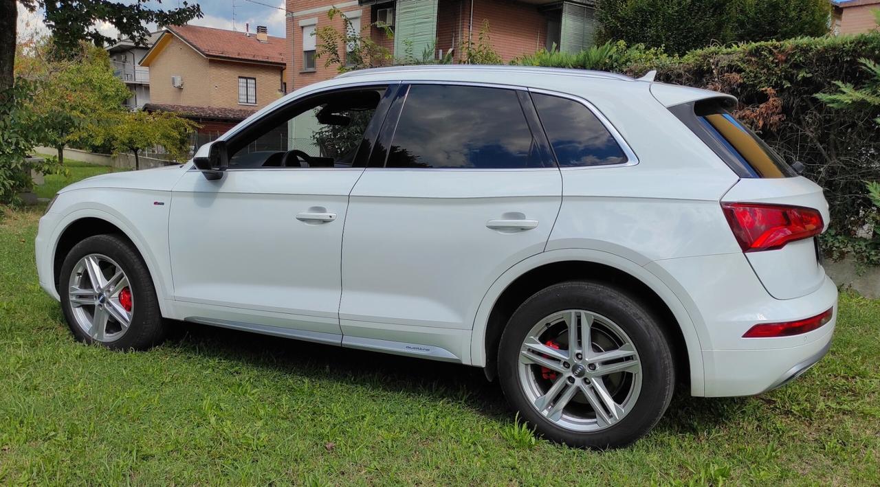 Audi Q5 2.0 TDI quattro S tronic