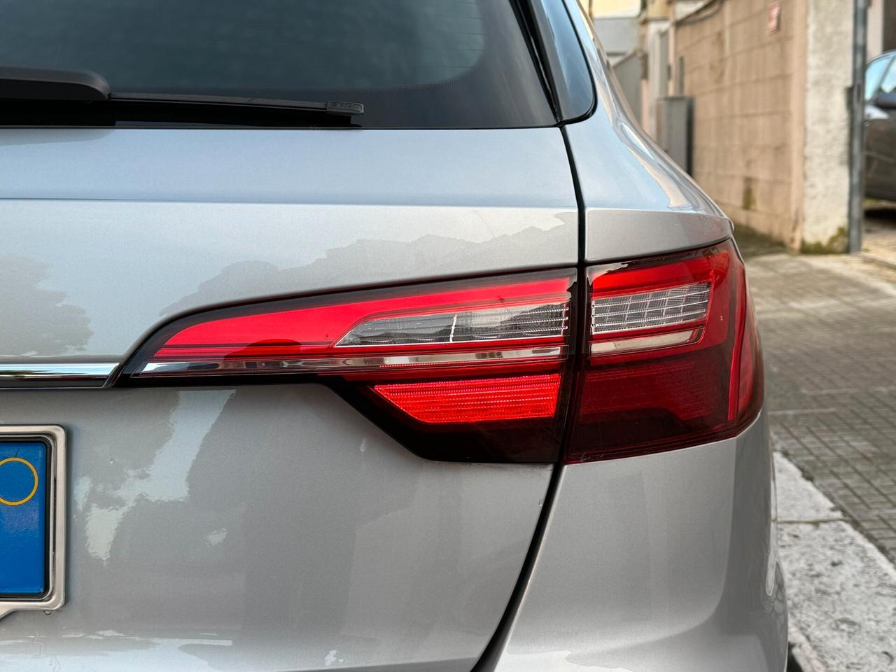 Audi A4 Avant 35 TDI 163CV Stronic NAVI LED - 2020