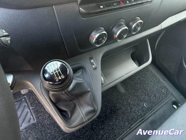 RENAULT Master T35 2.3 dci PL-TA L3H3 PREZZO ? 16.400 + IVA