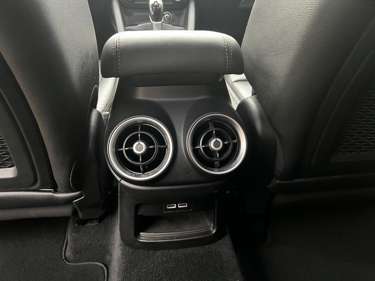 Alfa Romeo Stelvio 2.2 190 CV AT8 Q4 -2019