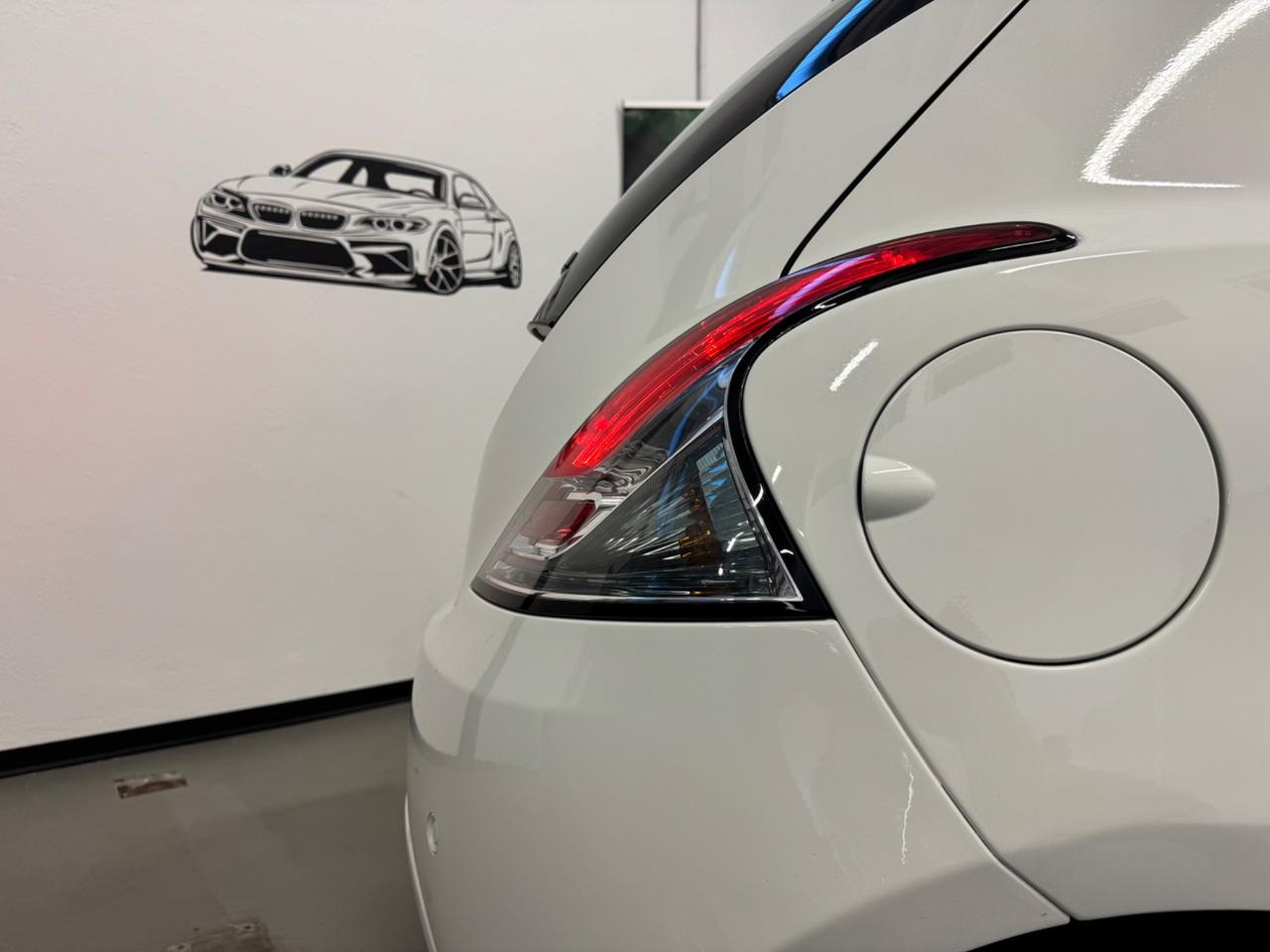 Lancia Ypsilon 1.0 FireFly 5 porte S&S Hybrid Ecochic Gold