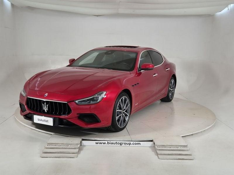 Maserati Ghibli III 2021 2.0 mhev Gransport 330cv auto