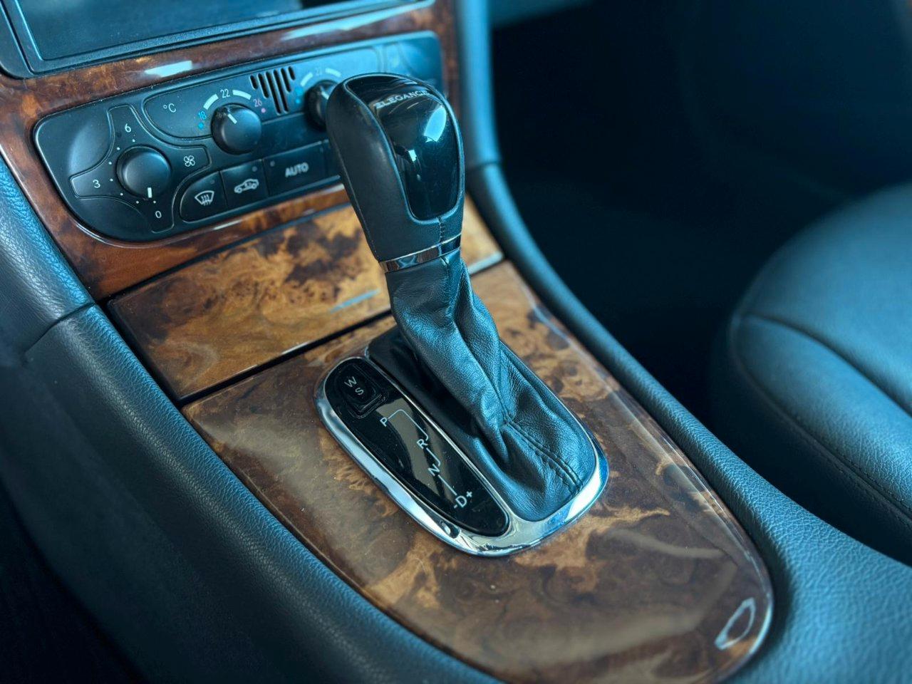 Mercedes CLK Coupe 200 k tps Elegance