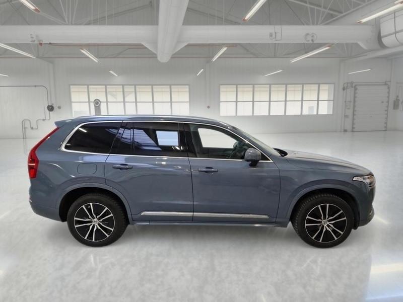 VOLVO XC90 T8 AWD PLUG-IN 7P R. INSCR. EXPR. AUTO SUV