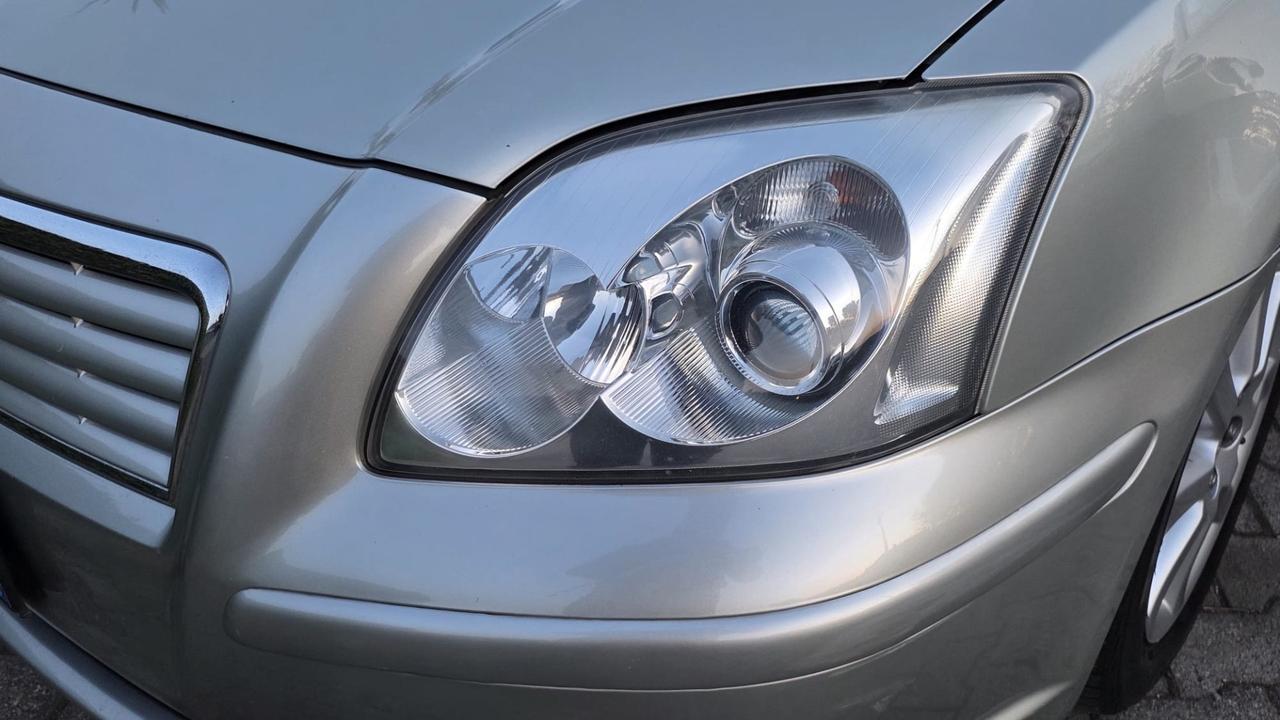 Toyota Avensis 1.8 16V 129CV PERFETTA