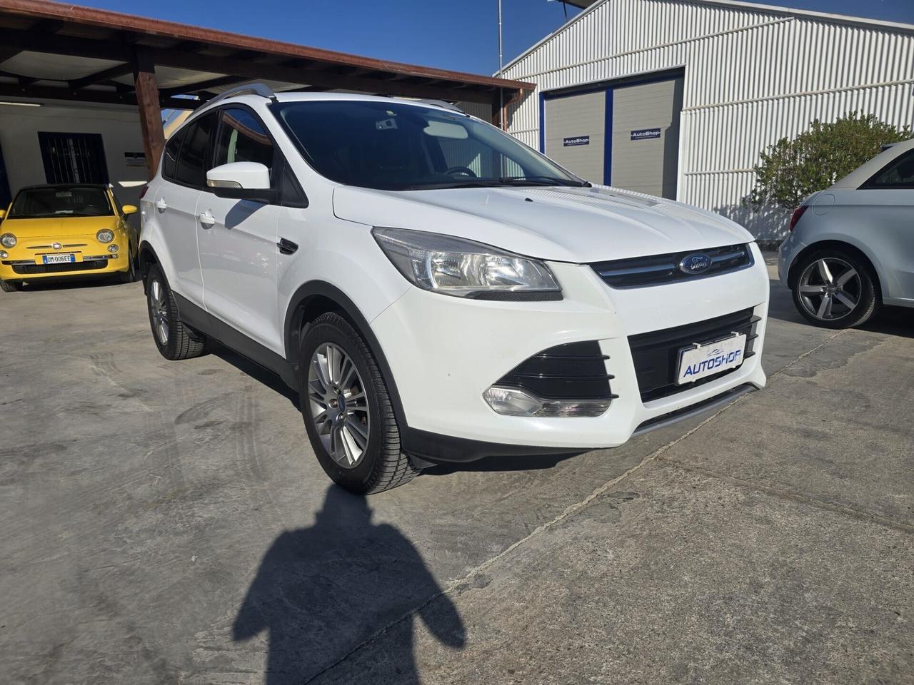 Ford Kuga 2.0 TDCI 140 CV 4WD Titanium