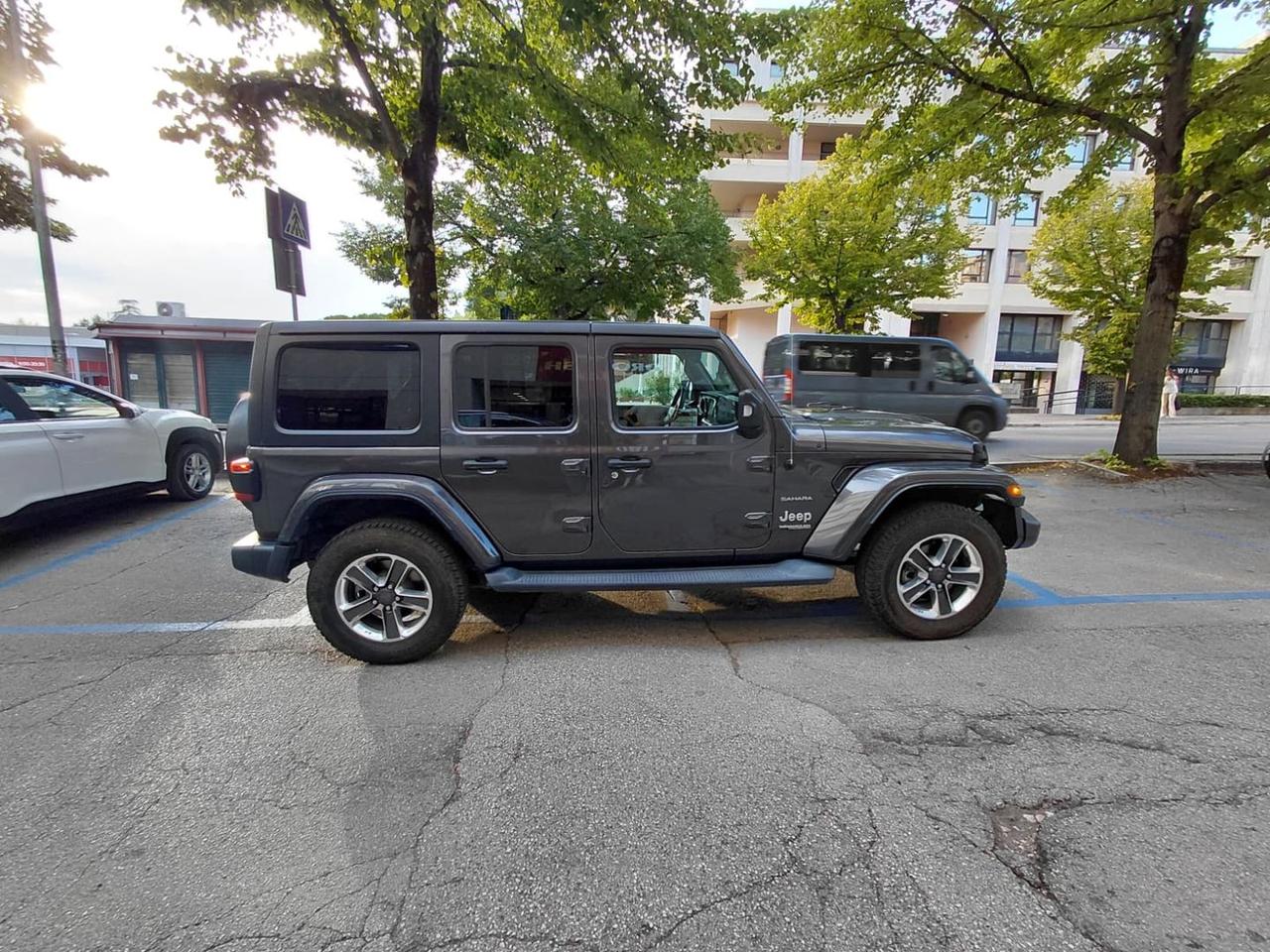 Jeep Wrangler Sahara 2.2 CRDi MOTORE NUOVO #12011