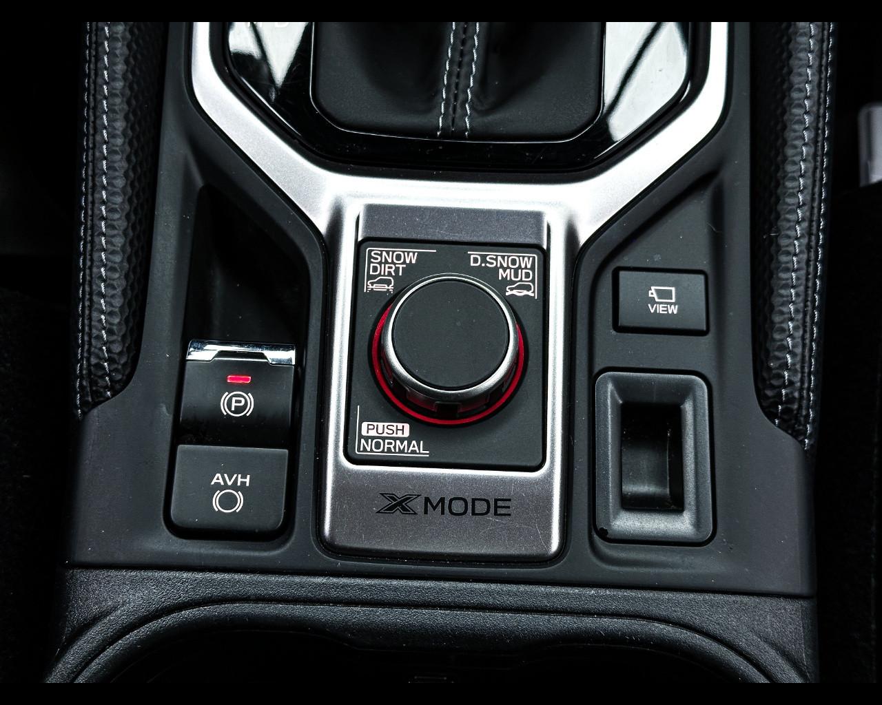 SUBARU Forester 5ª serie - Forester 2.0 Mild-Hybrid Platinum