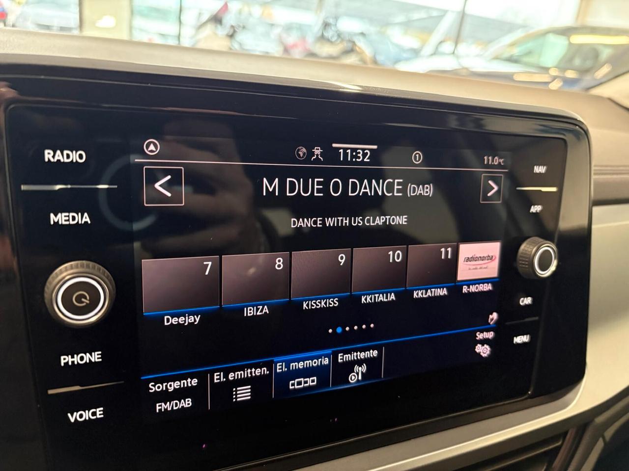 Volkswagen T-Roc LIFE 1.0 TSI 110 CV 6mt UNICO PR.