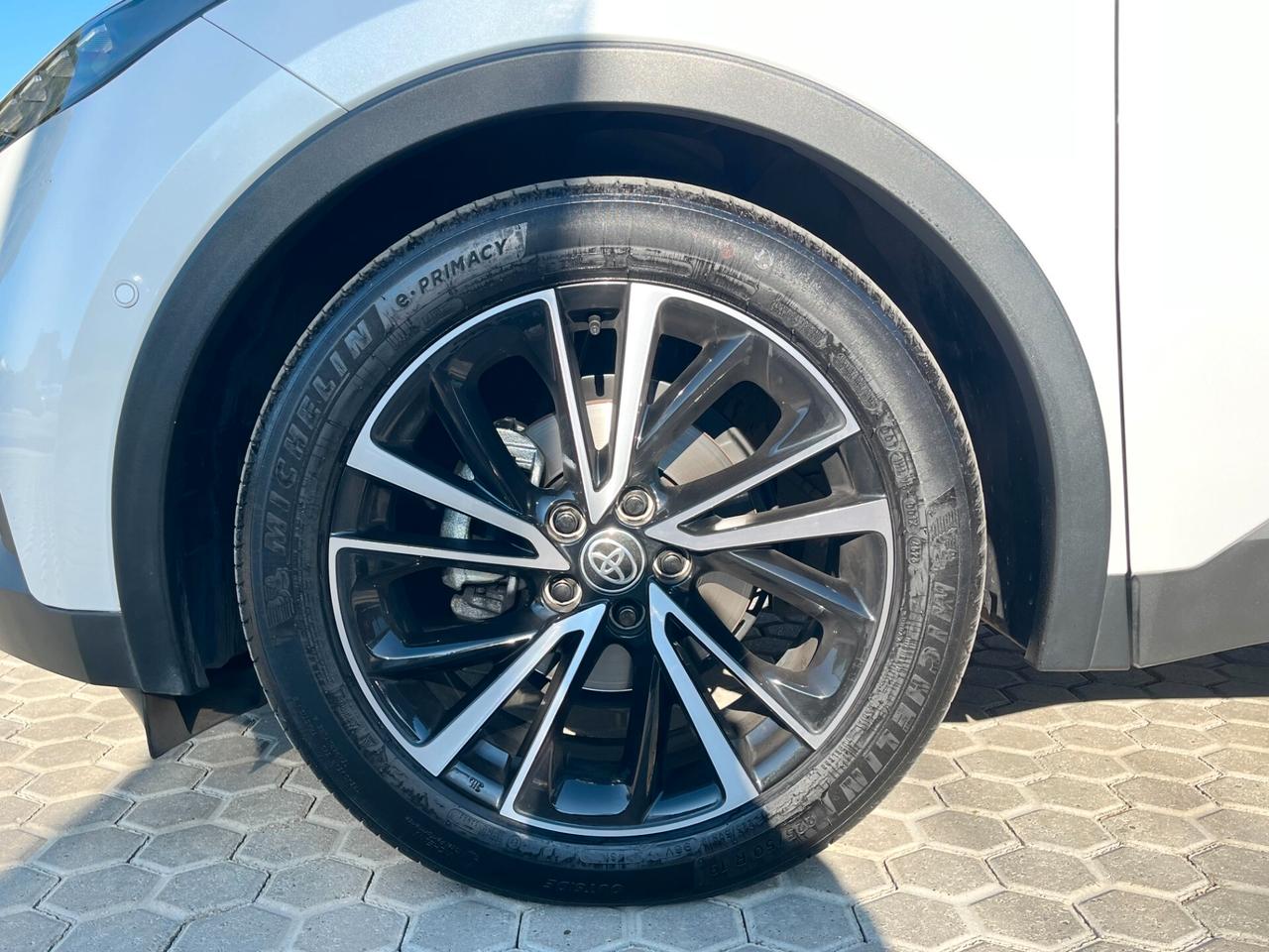 Toyota C-HR 2.0 Full Hybrid (HEV) Lounge Automatic