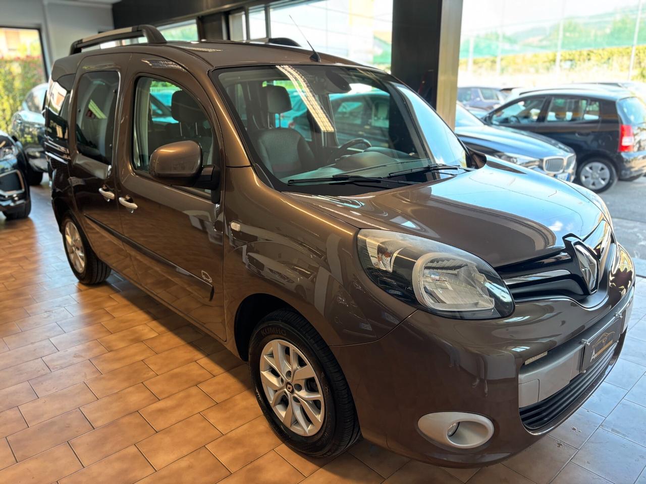 Renault Kangoo 1.5 blue dci Limited *AUTOVETTURA*CINGHIA FATTA*