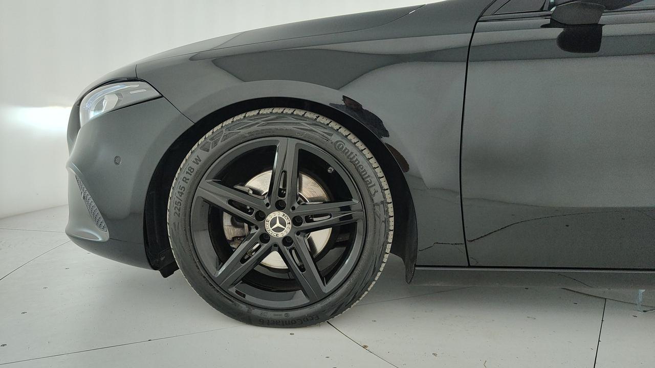 Mercedes-Benz A 200 d Sport auto