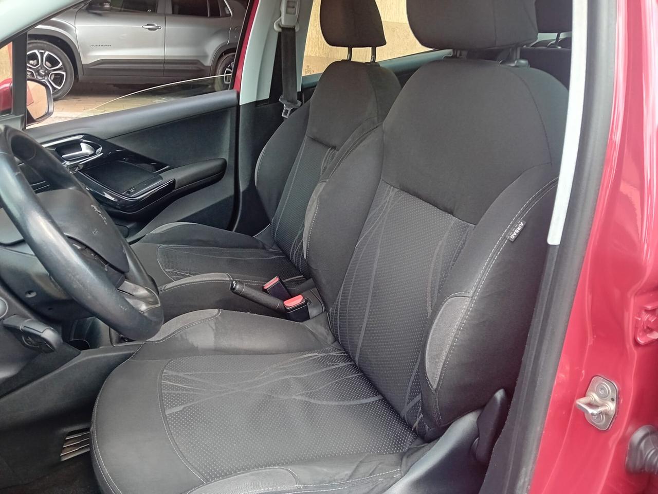Peugeot 208 1.4 HDi 68 CV 5 porte Active