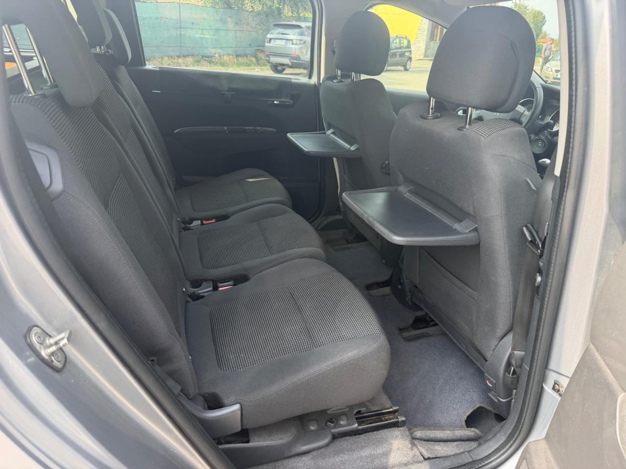 Peugeot 5008 Allure 7posti