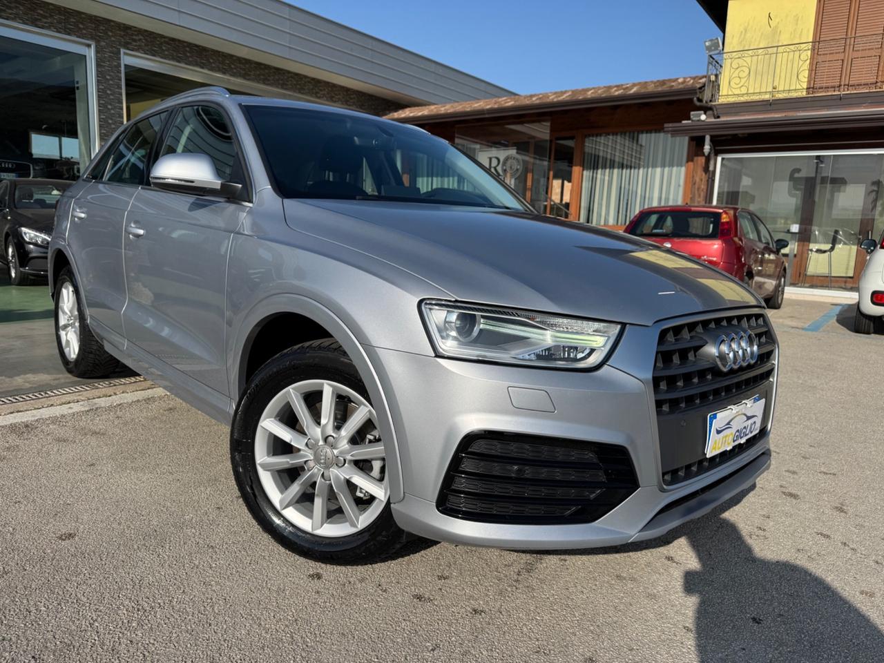 Audi Q3 2.0 TDI 120 CV Sport
