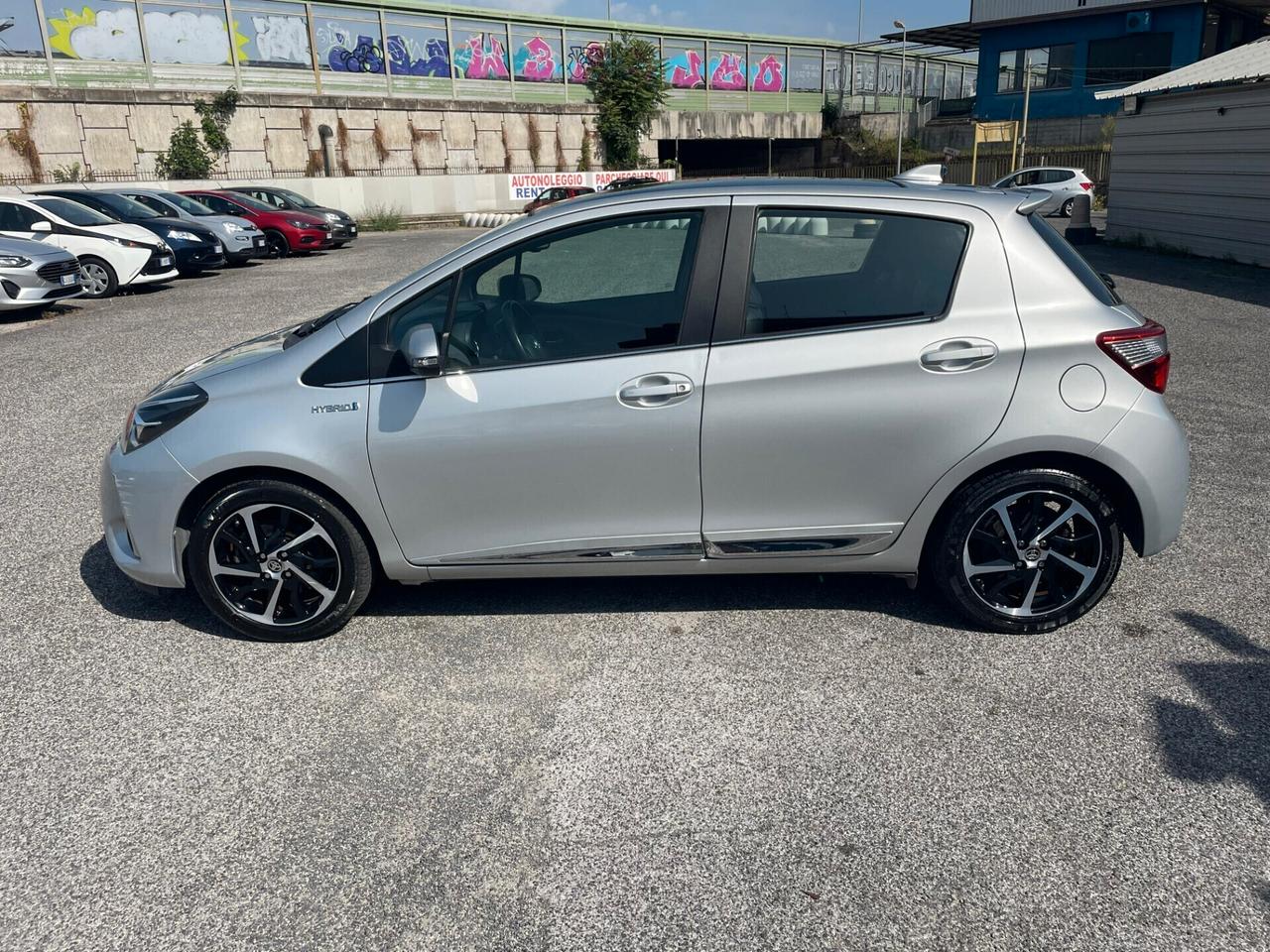 Toyota Yaris 1.5 Hybrid Style TETTO GARANZIA
