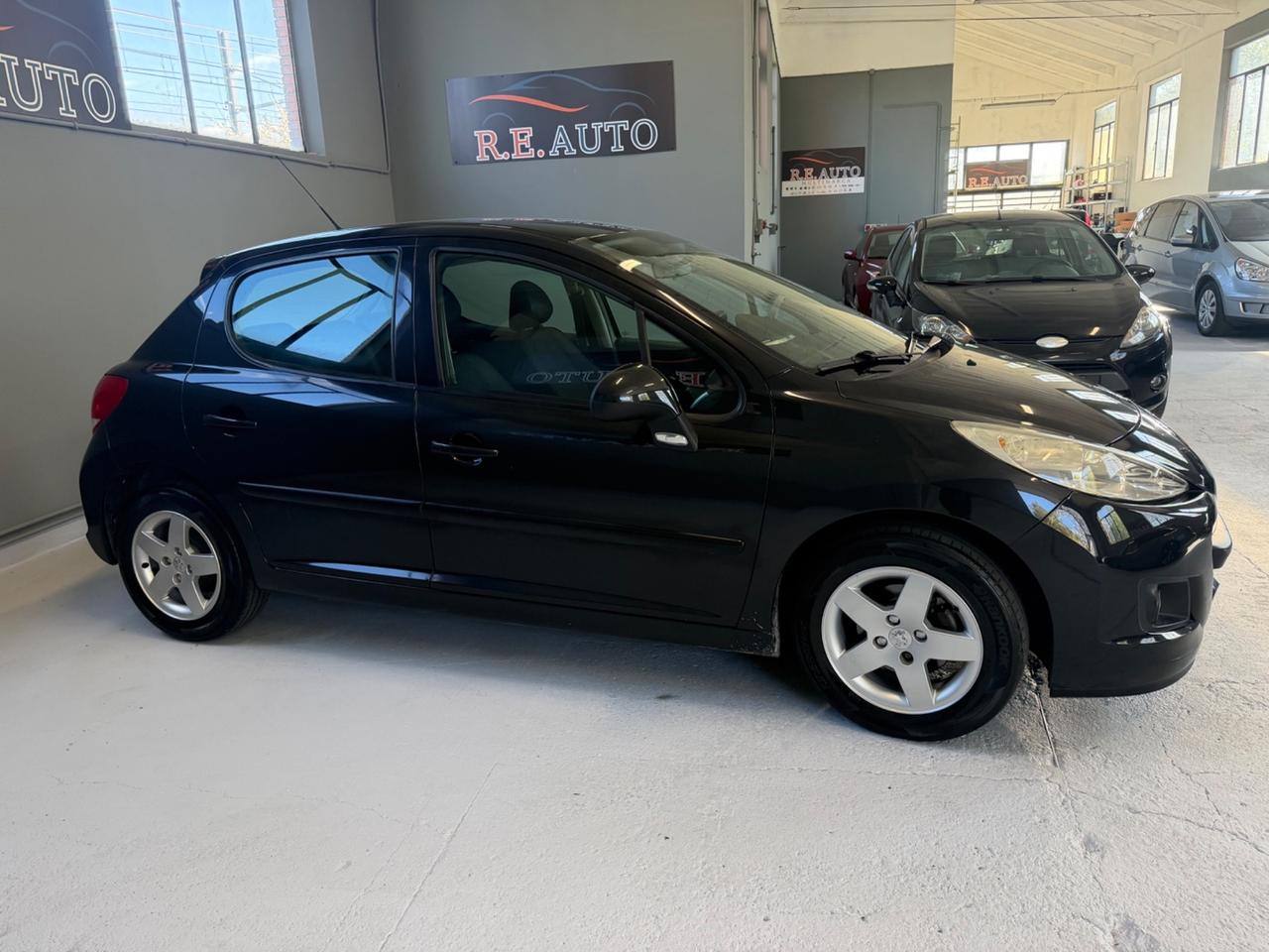 Peugeot 207 1.4 8V 75CV 3p. Energie Sport ECO GPL
