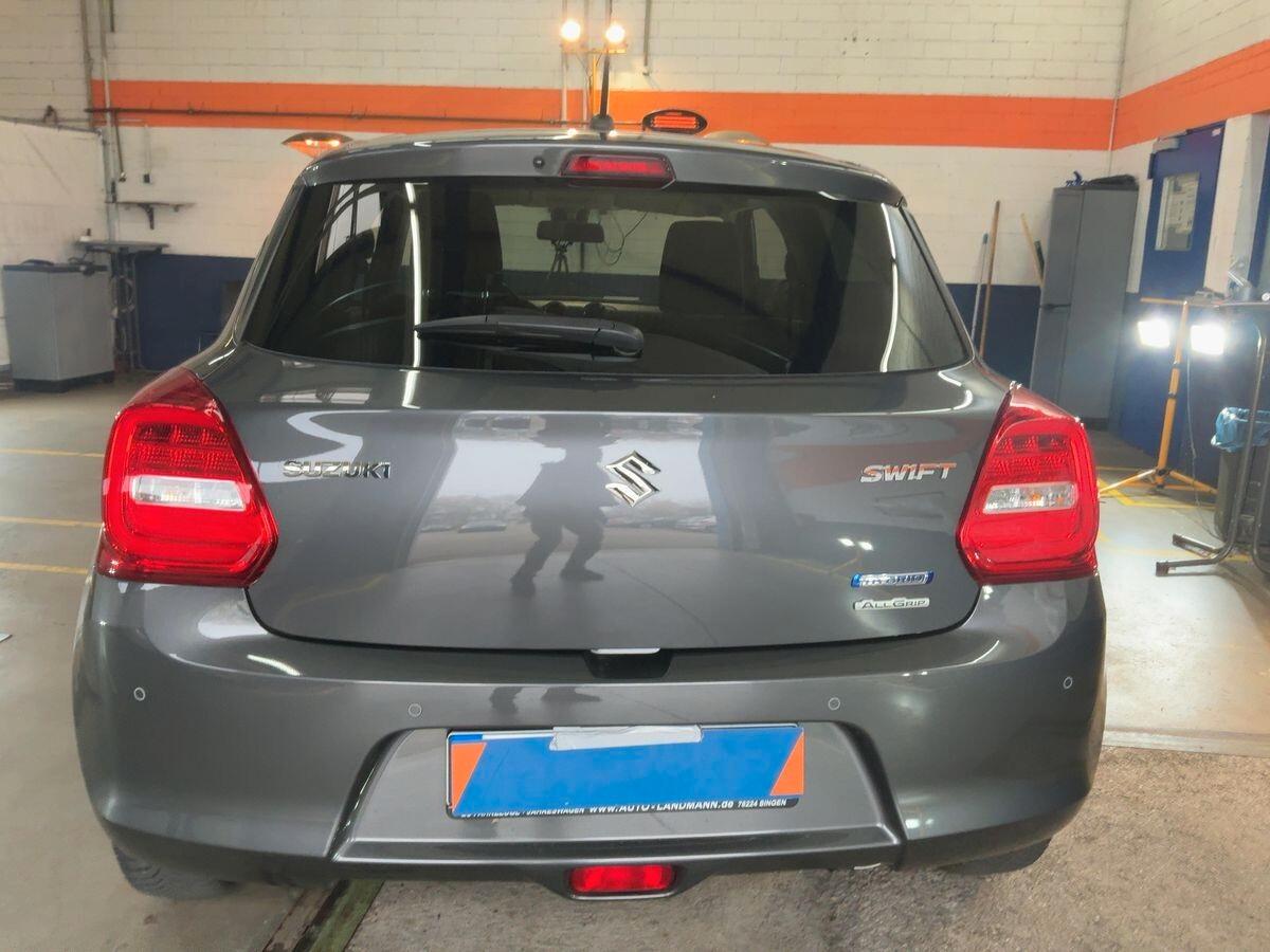 Suzuki Swift 1.2 Hybrid 4WD AllGrip Top