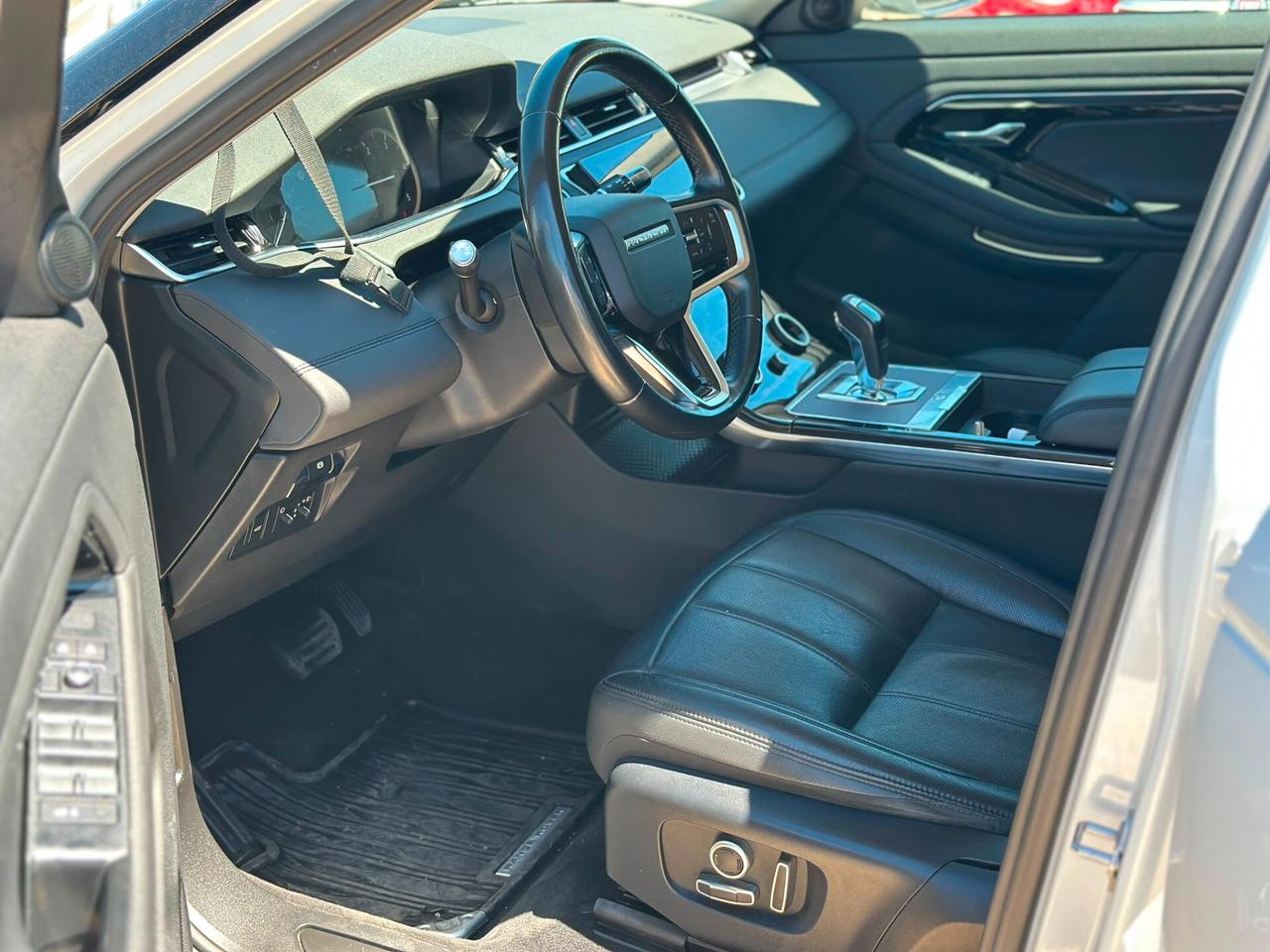 Land Rover Range Evoque 2.0D Auto R-Dynamic
