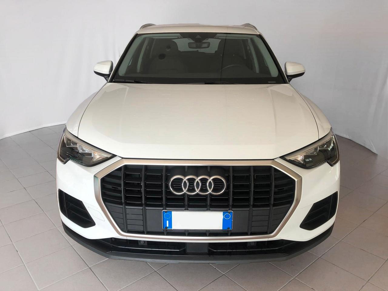 Audi Q3 35 TDI S tronic Business