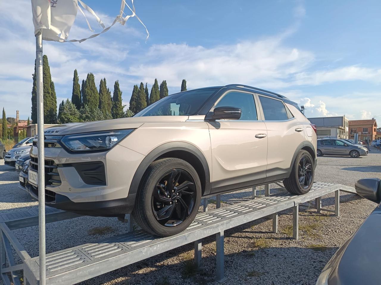 Kgm Korando 1.5 GDI-Turbo 2WD Black Edition K-Line Tua a 249€ al Mese