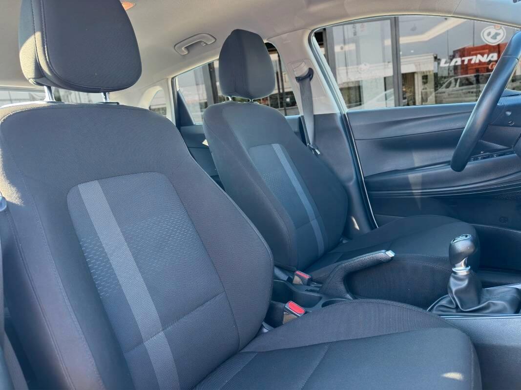 Hyundai i20 1.2 mpi Connectline 84cv CON TELECAMERA E CARPLAY