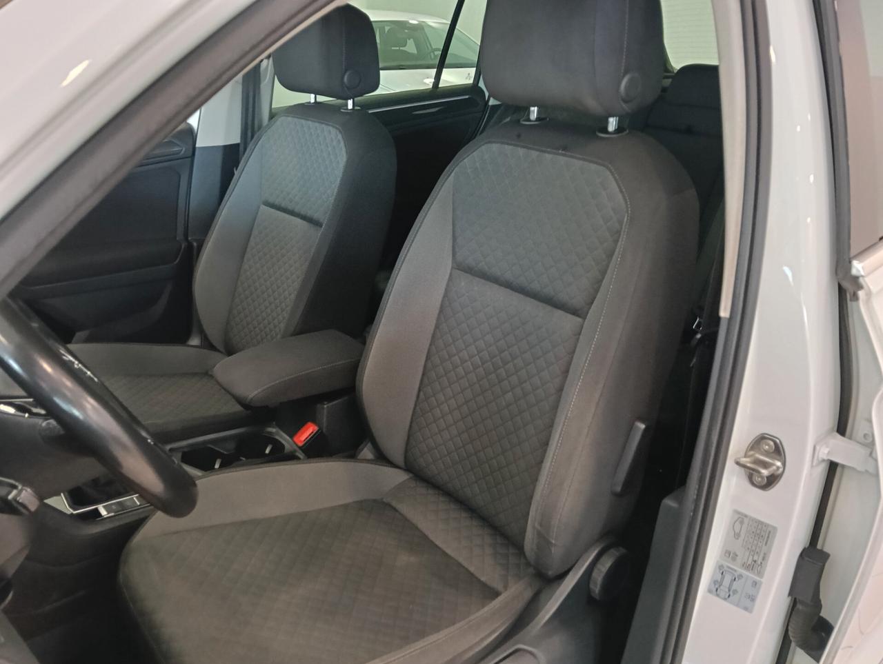 Volkswagen Tiguan 1.6 TDI SCR Sport BlueMotion Technology