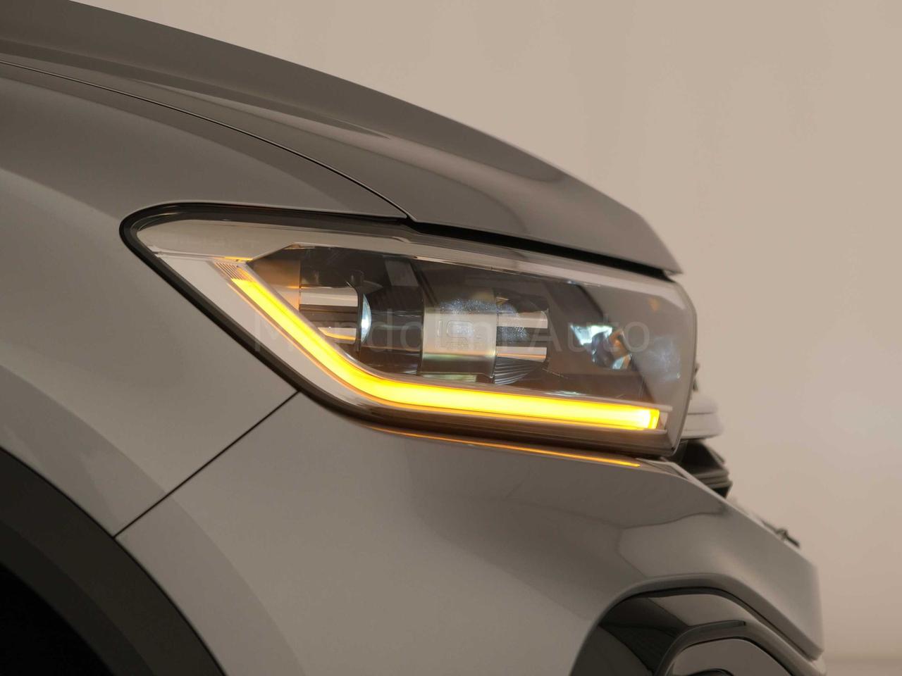 Volkswagen T-Roc 1.0 tsi 115cv r line
