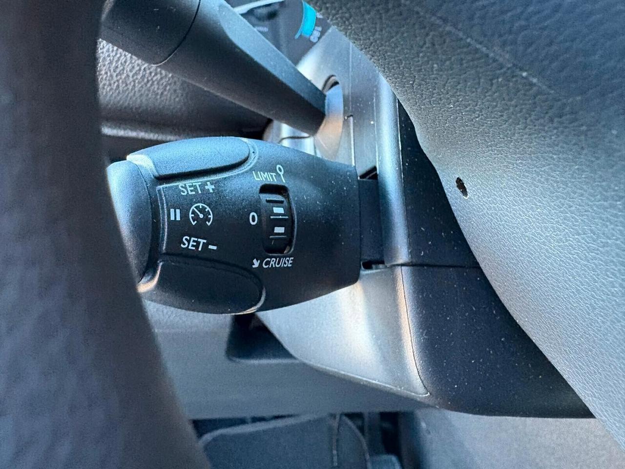 Peugeot Expert 50 kWh PL-TN PREMIUM Standard SPOTICAR