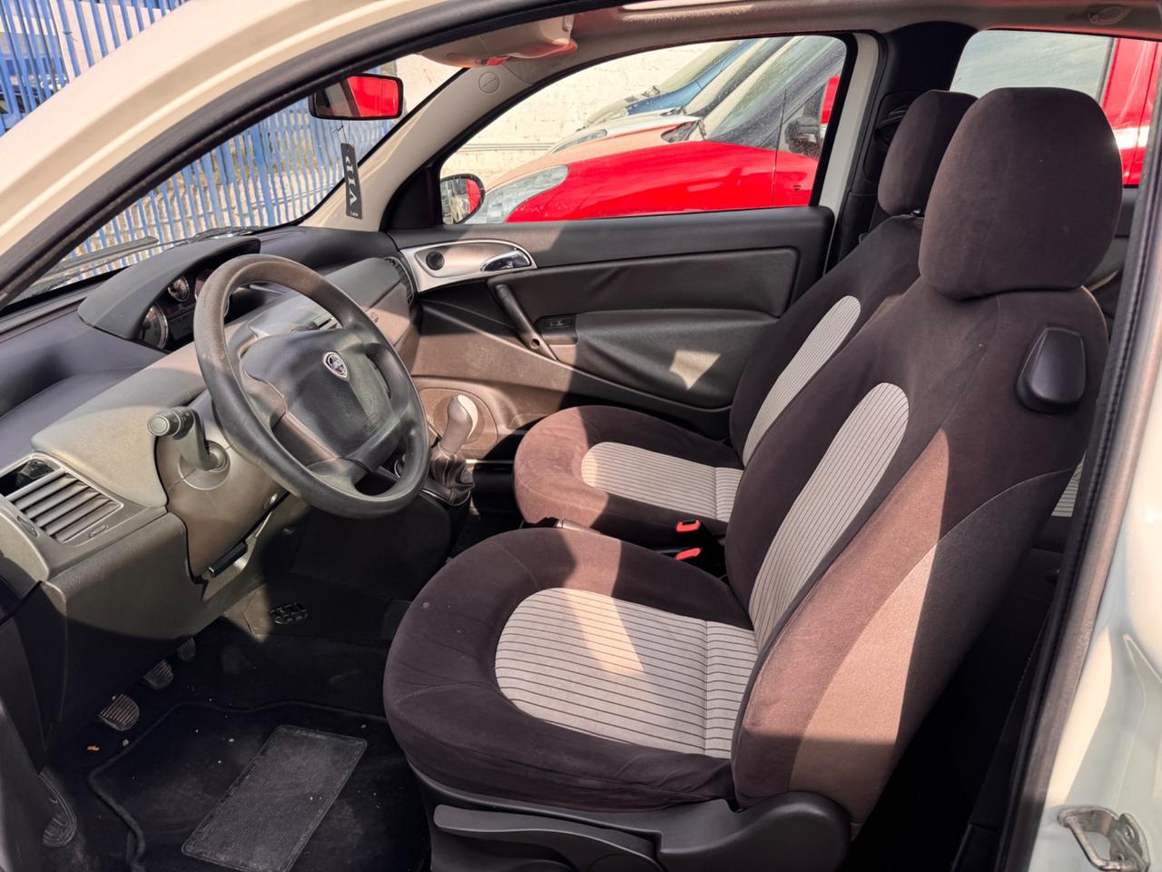 Lancia Ypsilon 1.3 MJT “TETTO APRIBILE”