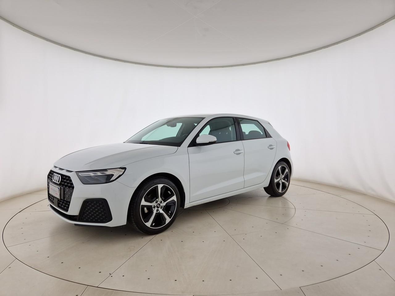 Audi A1 sportback 30 1.0 tfsi admired 110cv