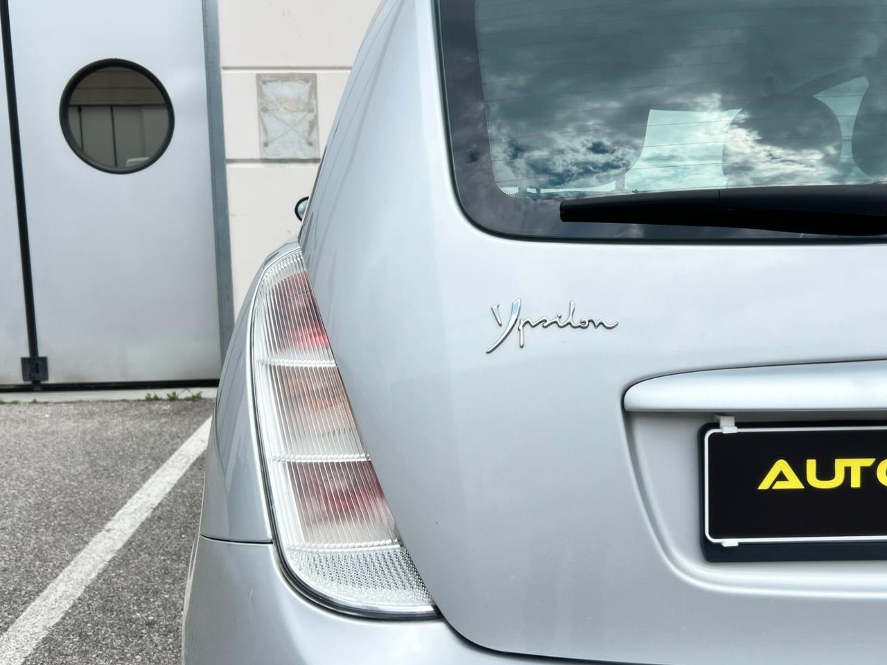 Lancia Ypsilon 1.2 Argento
