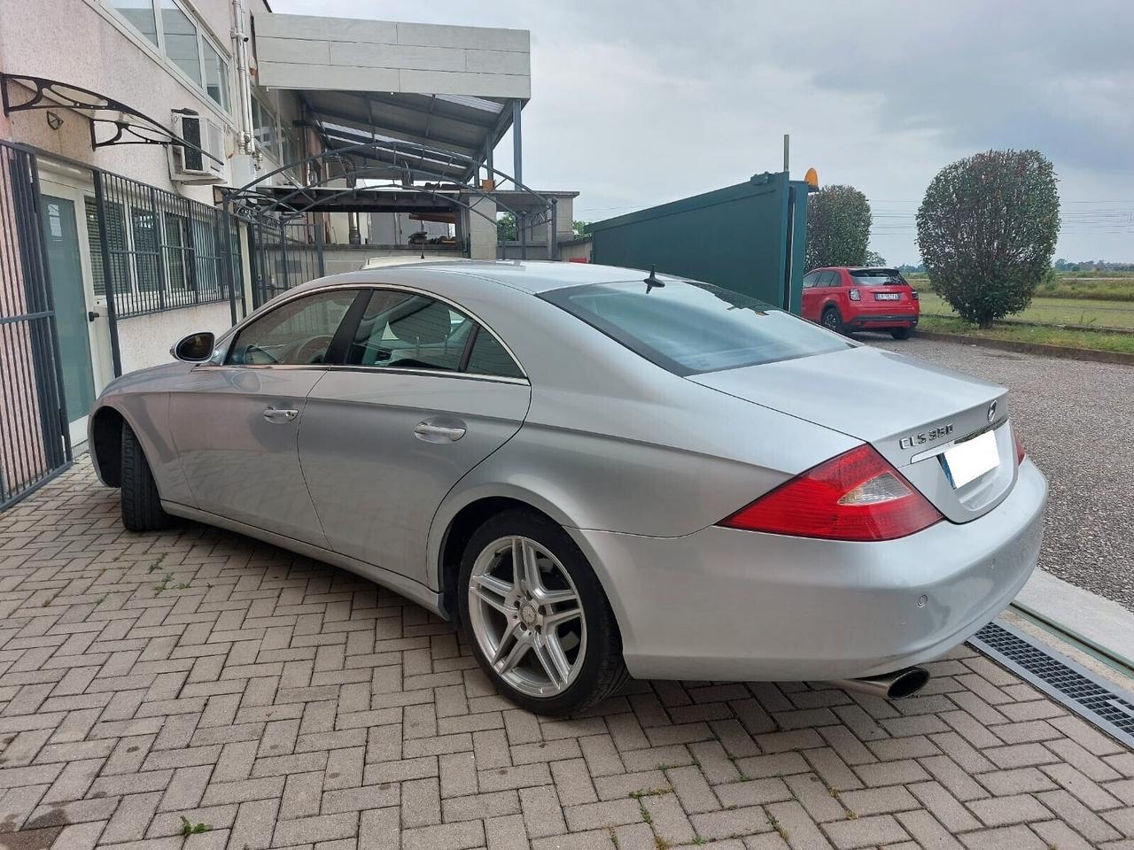 Mercedes-Benz CLS 350 V6 272CV SPORT AMG NAVY TEL.!!!!