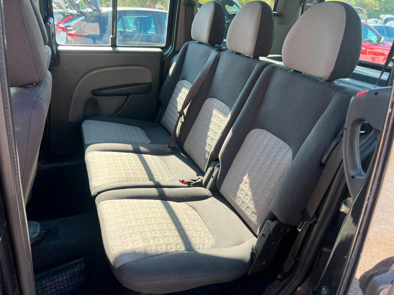 Fiat Doblo 1.3 mjt 16v Dynamic fap LEGGI
