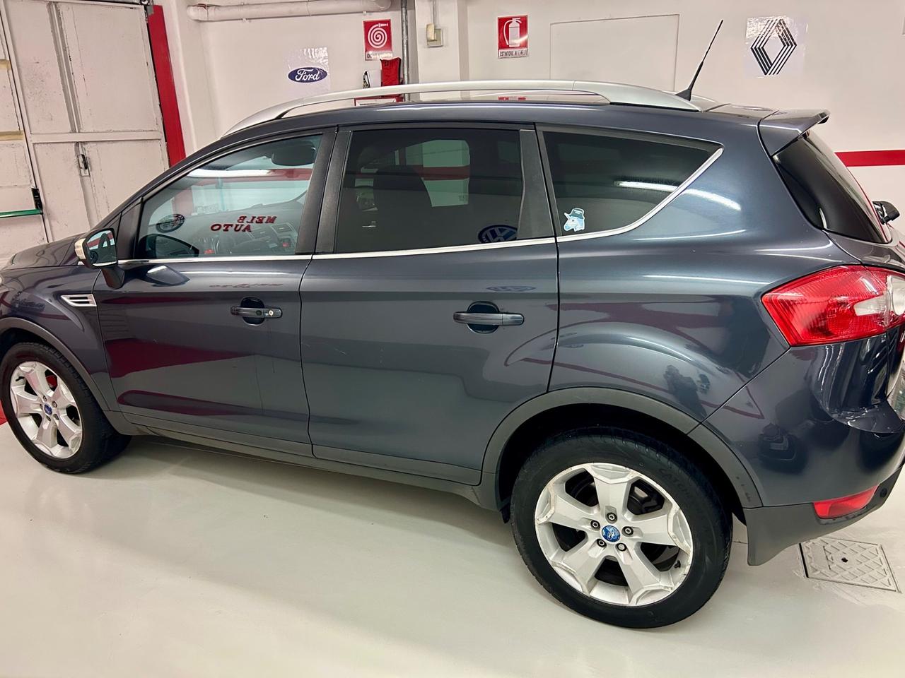 Ford Kuga 2.0 TDCi 136 CV 4WD Titanium DPF