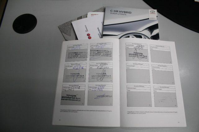 TOYOTA C-HR 1.8 Hybrid E-CVT Trend