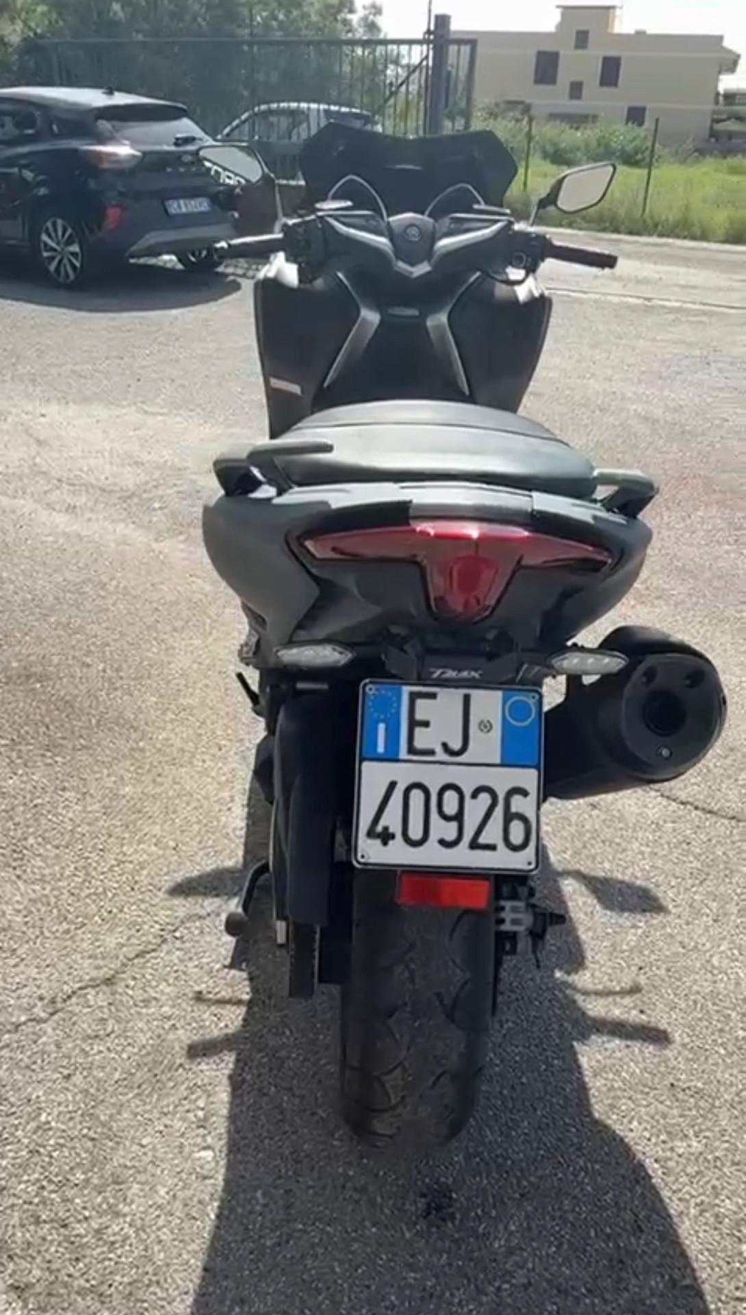 Yamaha TMAX 530