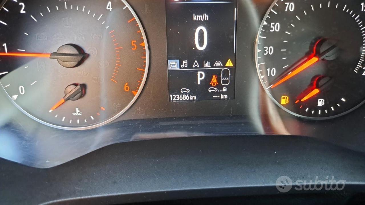 Renault Captur 1.5 dCi 115 cv EDC - AUTOMATICA