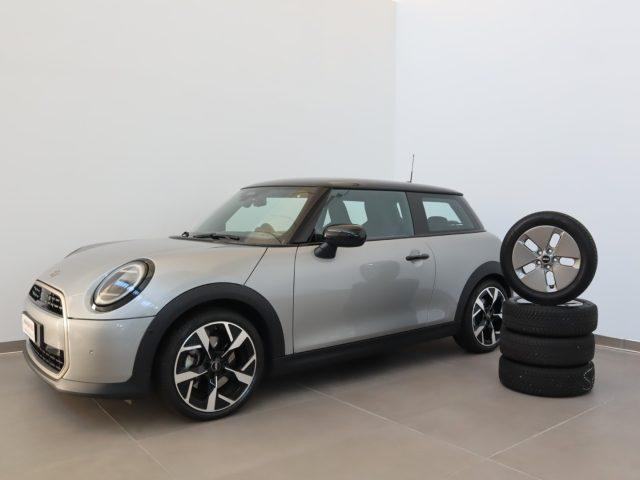 MINI Cooper 3p. Steptronic Favoured Trim *PROMO PARISI GROUP*