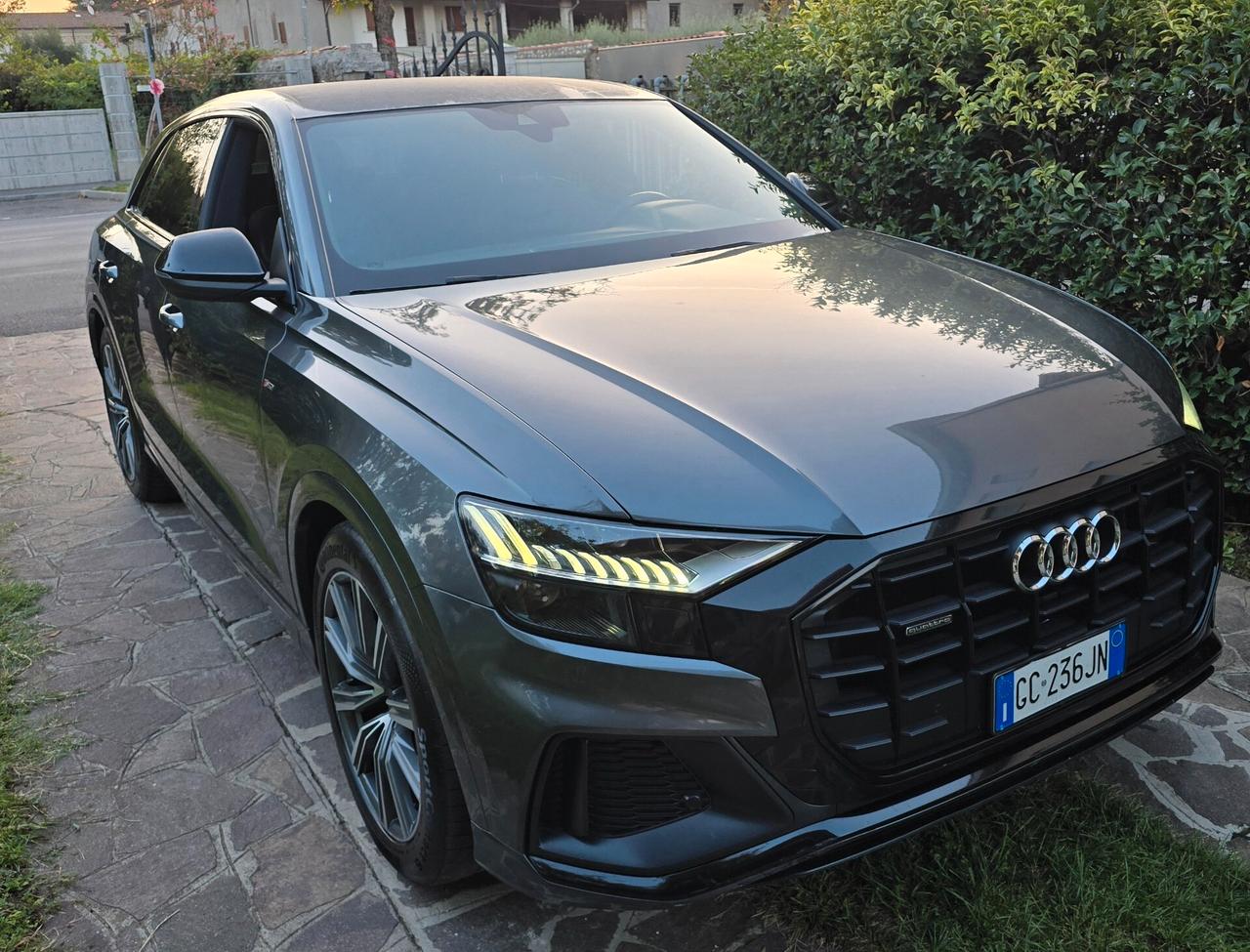 Audi Q8 50 TDI 286 CV quattro tiptronic Sport