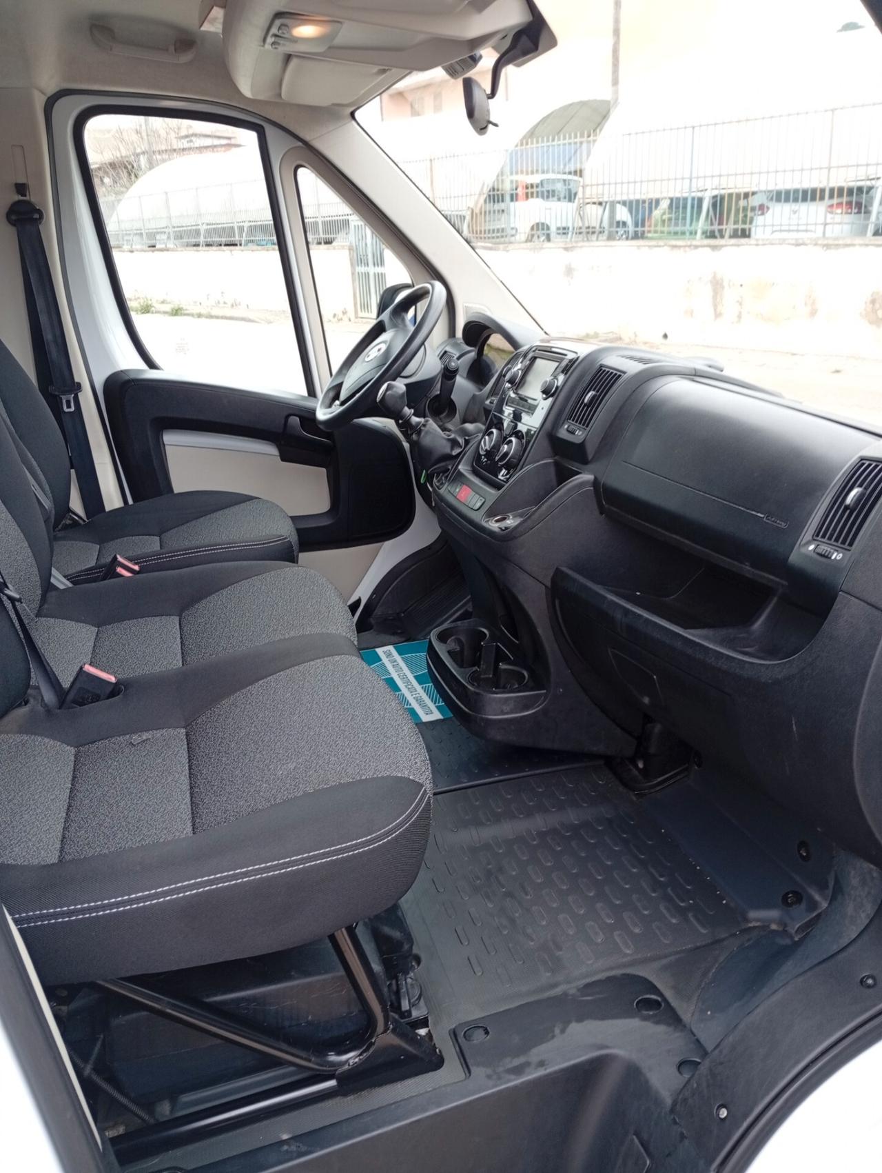 Fiat Ducato 33 2.3 MJT 130 CV GRU doppia cabina