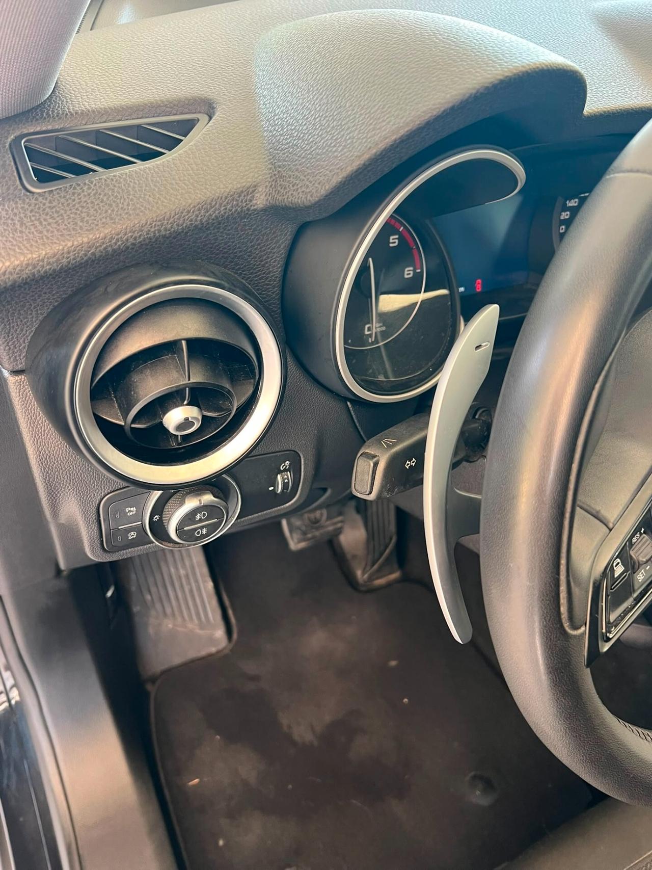 Alfa Romeo Stelvio 2.2 Turbodiesel 190 CV AT8 RWD Business