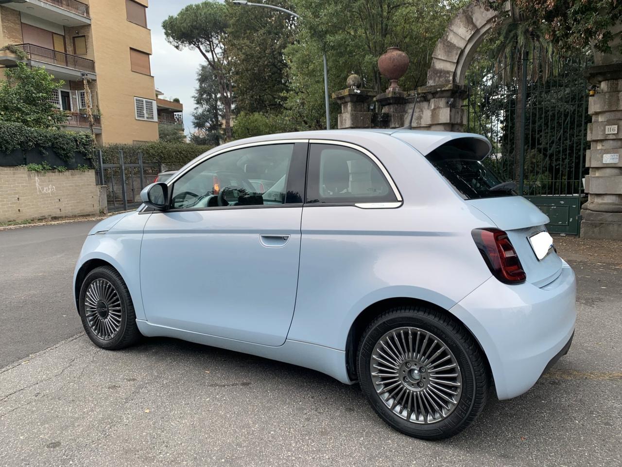 Fiat 500 500e 42KW La Prima AZIENDALE KK16000