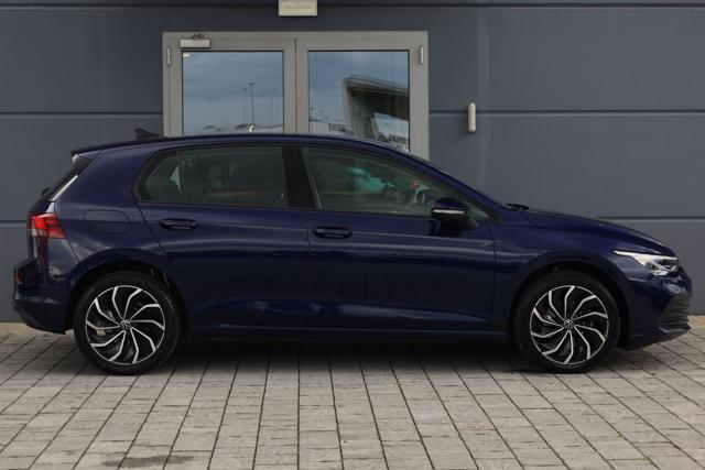 VOLKSWAGEN Golf 1.0 eTSI EVO DSG Life