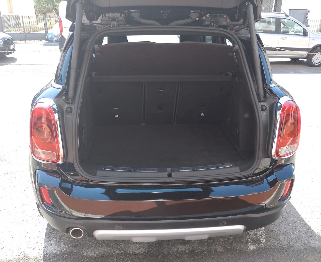 MINI Cooper Countryman HYPE