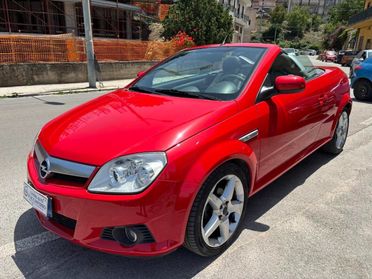 Opel Tigra TwinTop 1.4 16V Sport