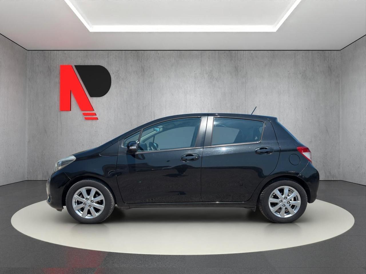 Toyota Yaris 1.3 5 porte Active