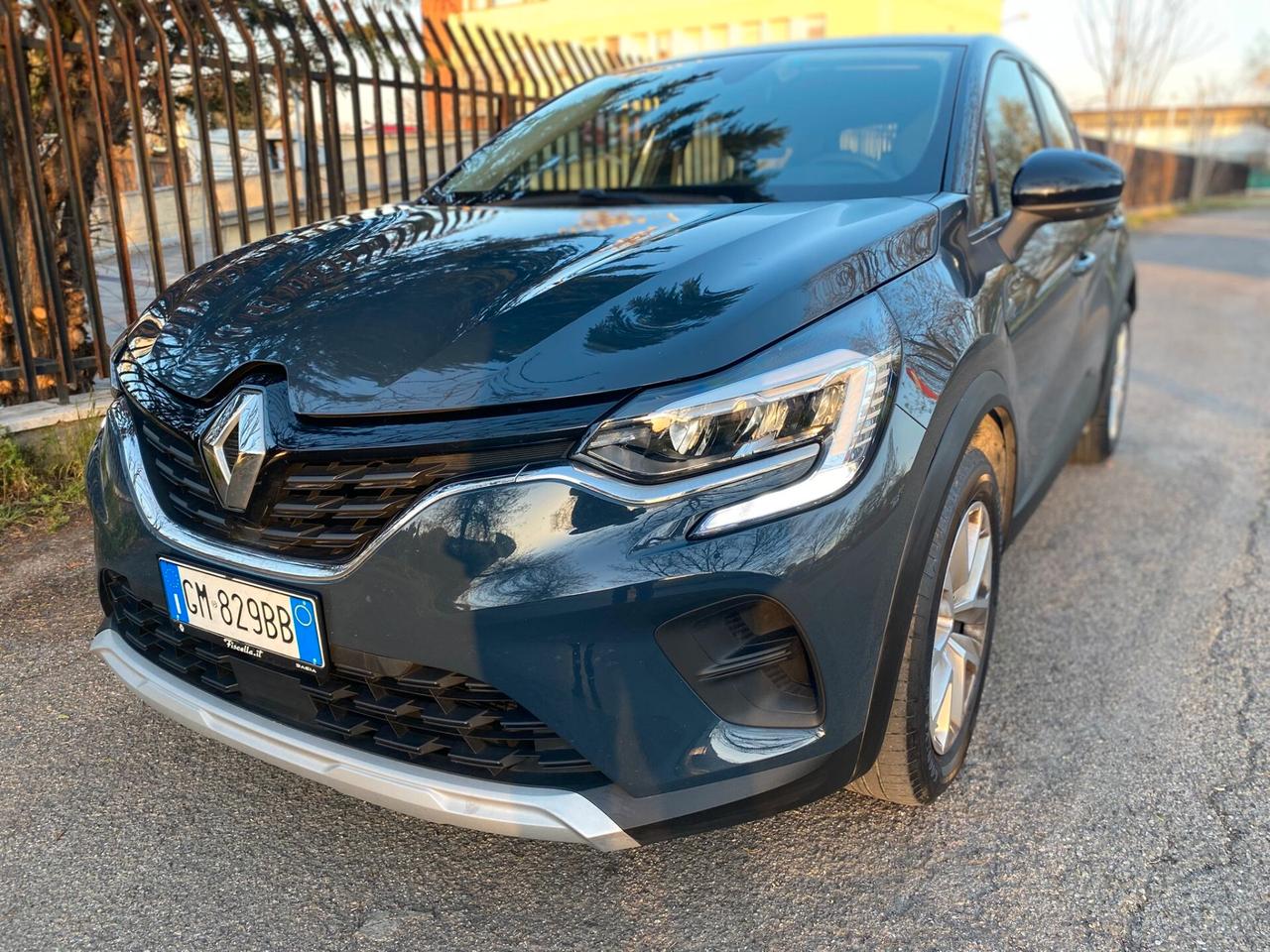 Renault Captur TCe 100 CV GPL Techno ok per neo patentati °°° gpl